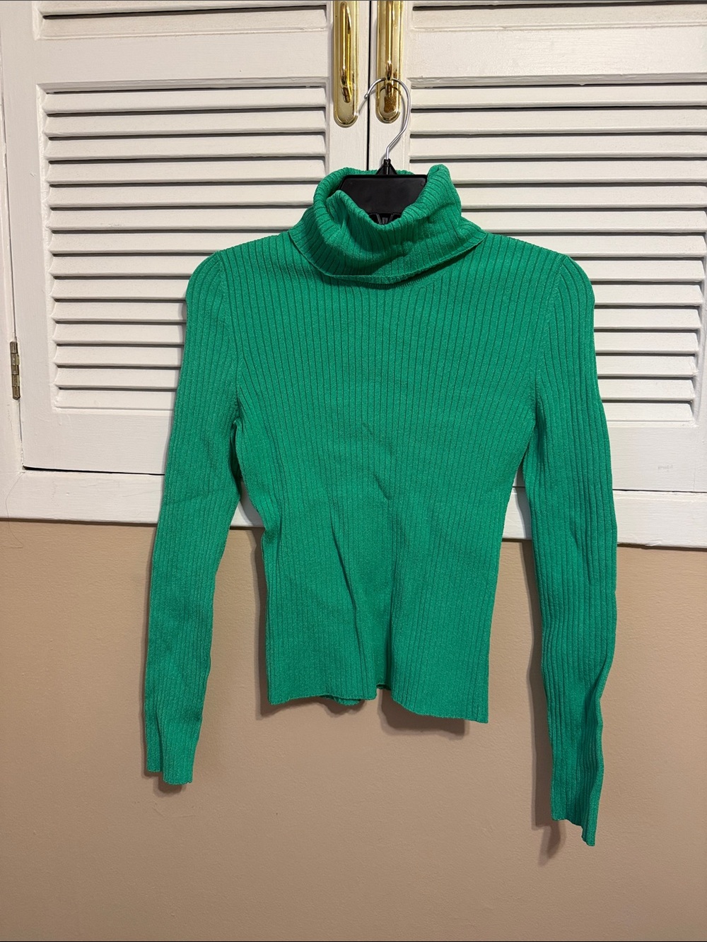 Gucci Emerald Green Ribbed Turtleneck Sweater - Women